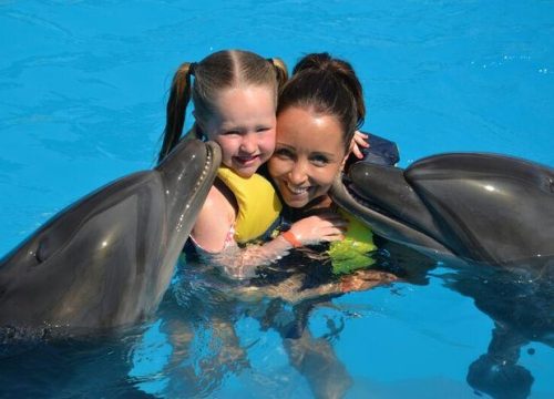 SWIMMING WITH DOLPHIN 15 min