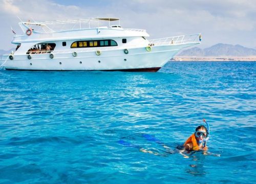 Private Boat ( normal food )
